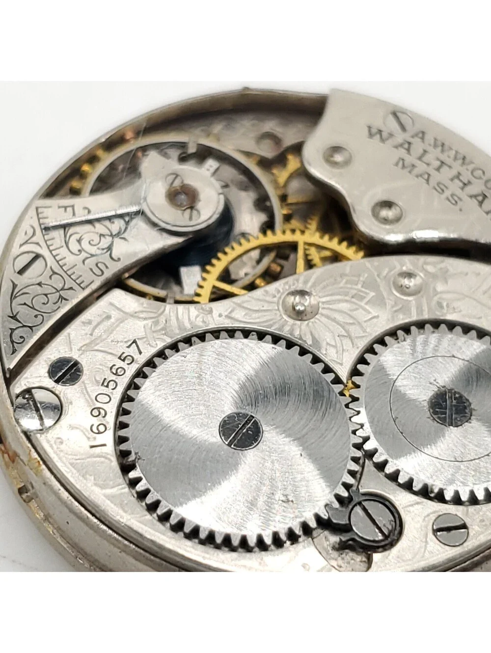 Waltham Mass Movement 16905657 For Parts Or Repair 29mm